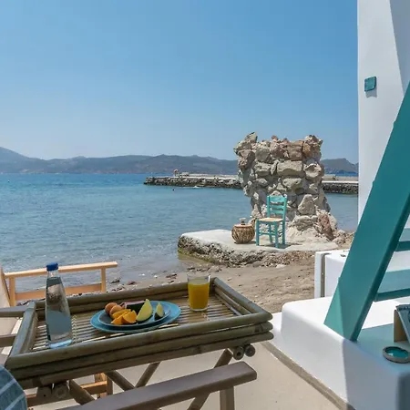 Turquoise Boathouse In Klima I Apartment *