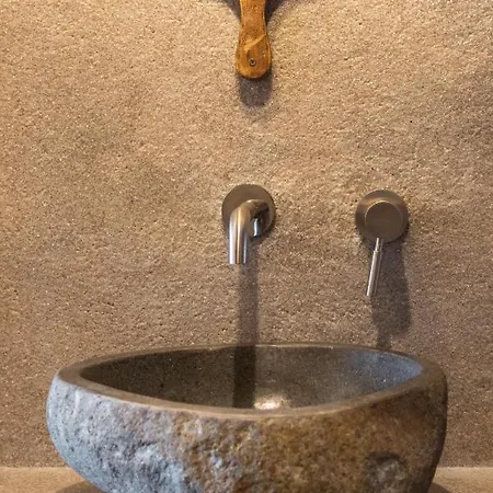 Apartment Turquoise Boathouse In I *